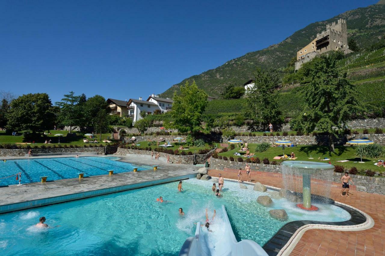 Haus Schweitzer - *